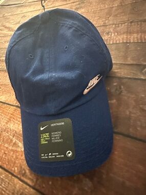 Nike Women's Navy Blue Cap with Pink Swoosh